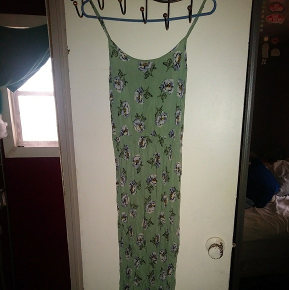 Green Floral Maxi Length Dress - Picture 3 of 5